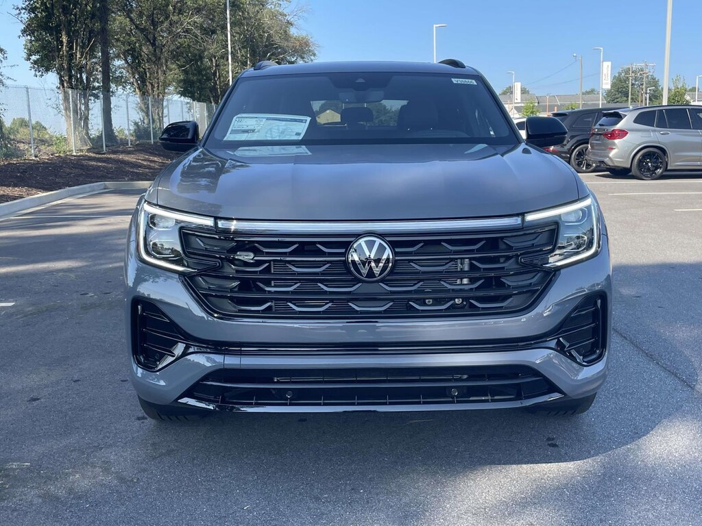 New 2026 Volkswagen Atlas Cross Sport 2.0T SEL R-Line Black Sport Utility