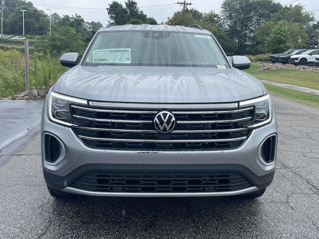 New 2026 Volkswagen Atlas 2.0T SE w/Technology Sport Utility
