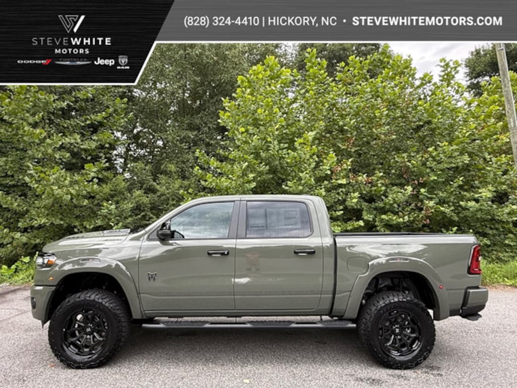 New 2026 Ram 1500 Laramie Crew Hemi 4WD N Pickup