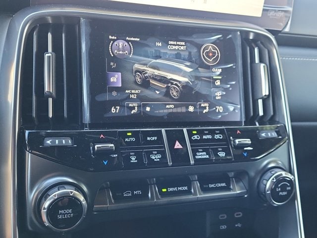 2026 Lexus LX 700h Luxury - Photo 11