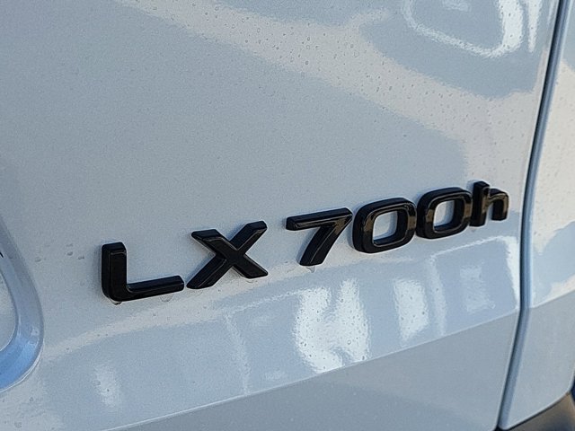 2026 Lexus LX 700h Luxury - Photo 22