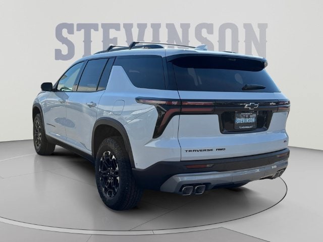 2027 Chevrolet Traverse Z71 - Photo 3