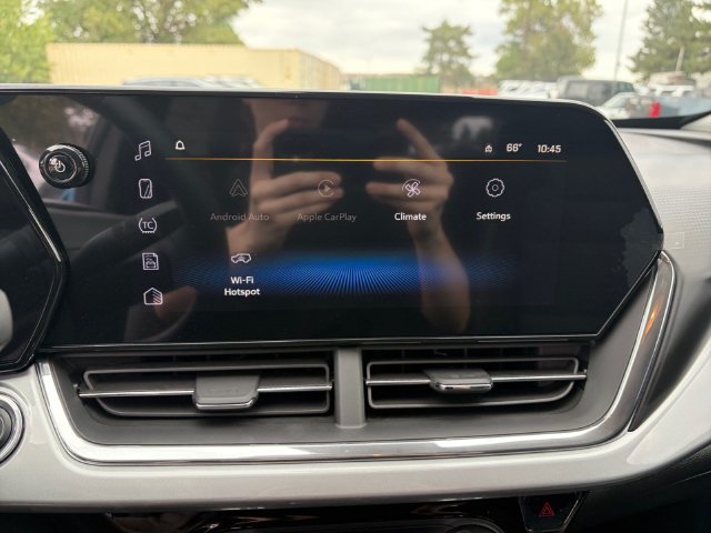 2026 Chevrolet Trax LT - Photo 12