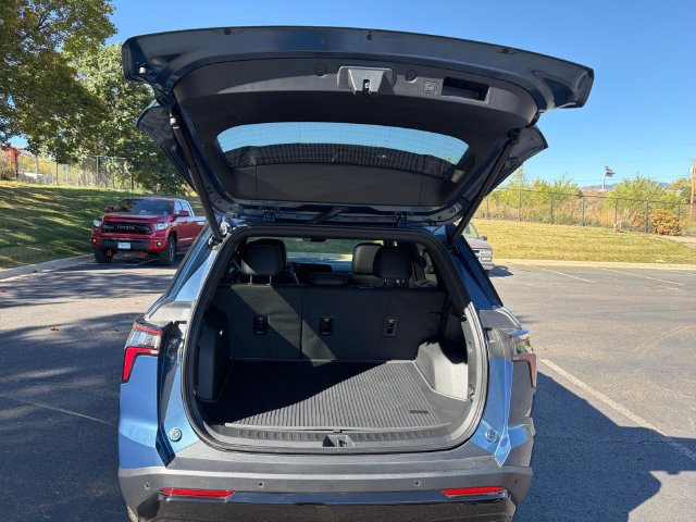 2027 Chevrolet Equinox RS - Photo 32
