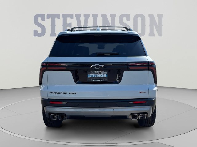 2027 Chevrolet Traverse Z71 - Photo 4