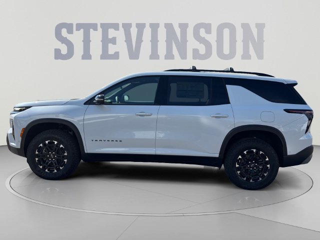 2027 Chevrolet Traverse Z71 - Photo 2