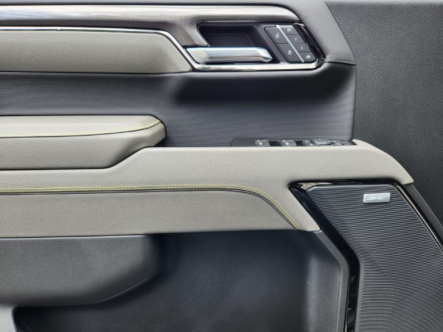 2026 Chevrolet Silverado 1500 ZR2 - Photo 11