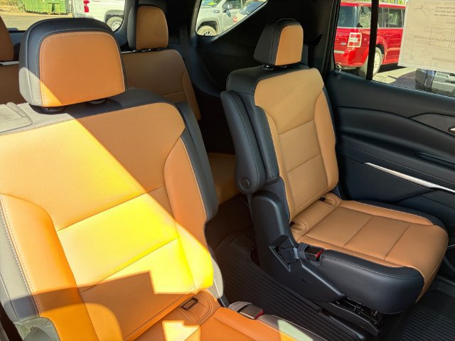 2027 Chevrolet Traverse Z71 - Photo 18