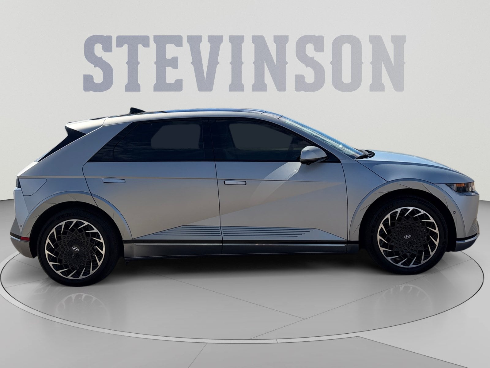 2024 Hyundai IONIQ 5 Limited - Photo 7