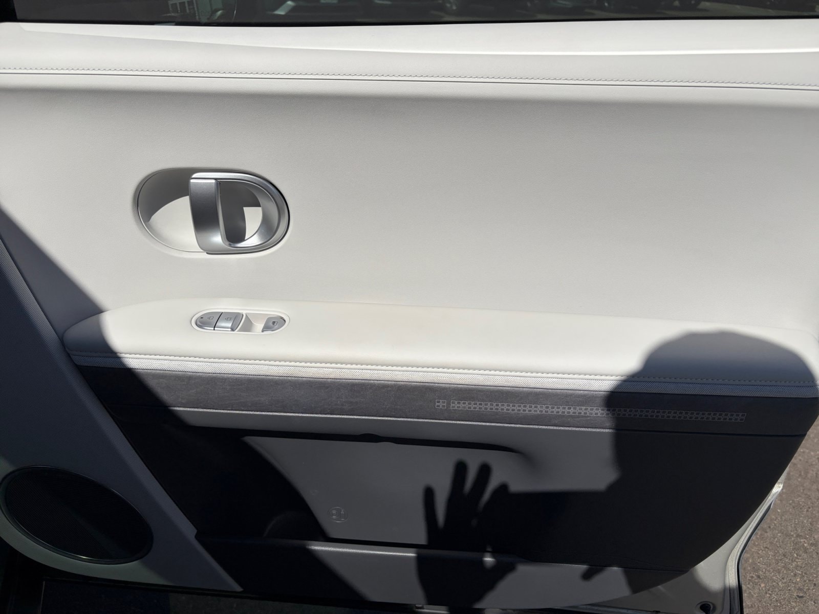 2024 Hyundai IONIQ 5 Limited - Photo 17