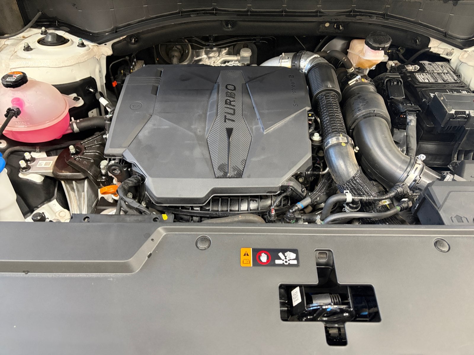 2025 Hyundai Santa Fe SE - Photo 22