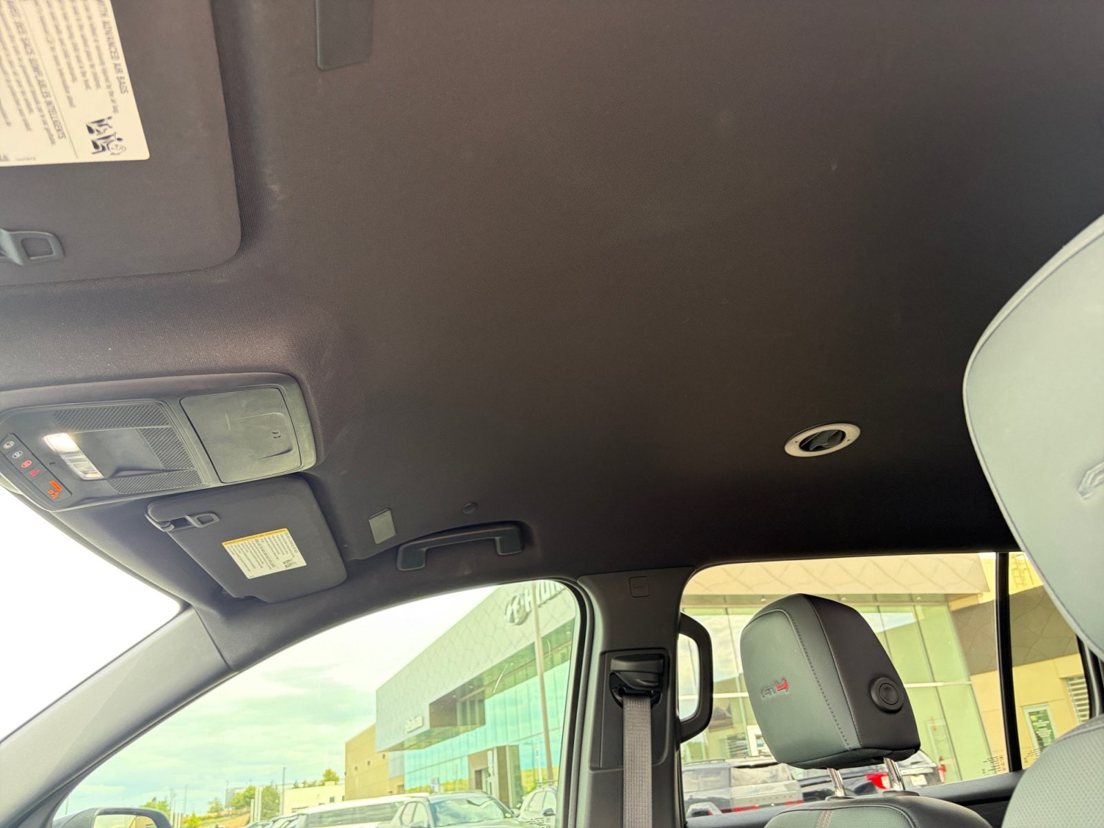 2024 GMC Acadia AT4 - Photo 32