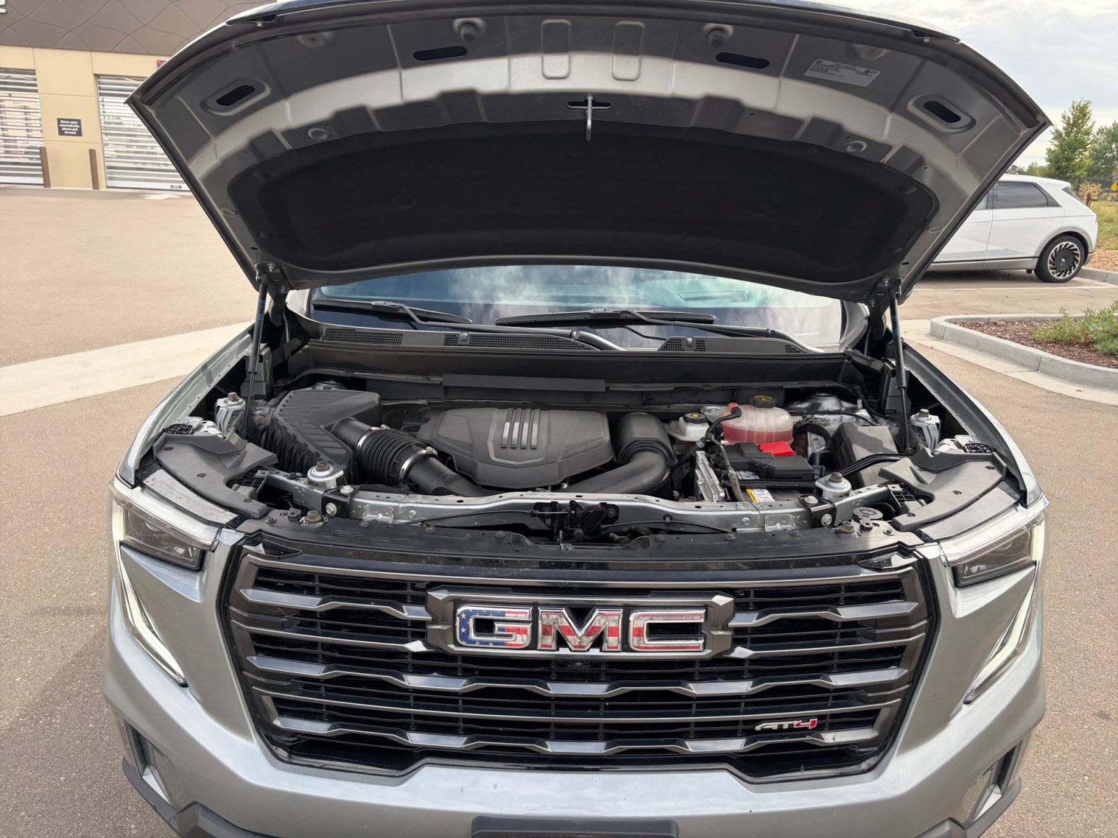 2024 GMC Acadia AT4 - Photo 21