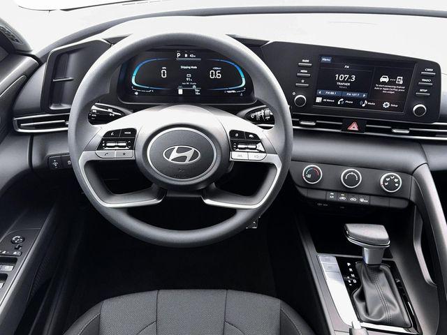 2026 Hyundai Elantra SE - Photo 17