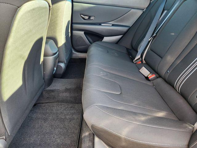 2026 Hyundai Elantra SEL - Photo 10