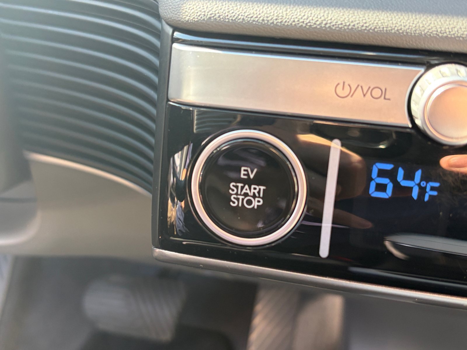 2024 Hyundai IONIQ 5 SEL - Photo 29