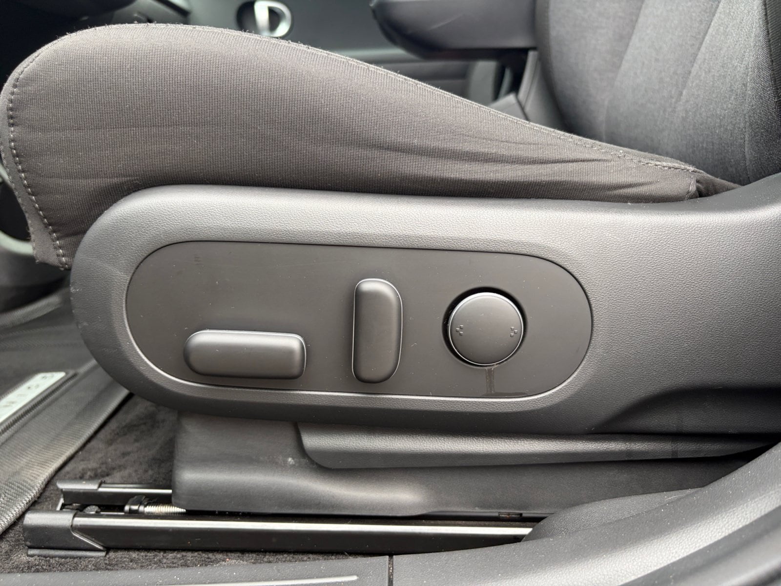 2024 Hyundai IONIQ 5 SEL - Photo 15