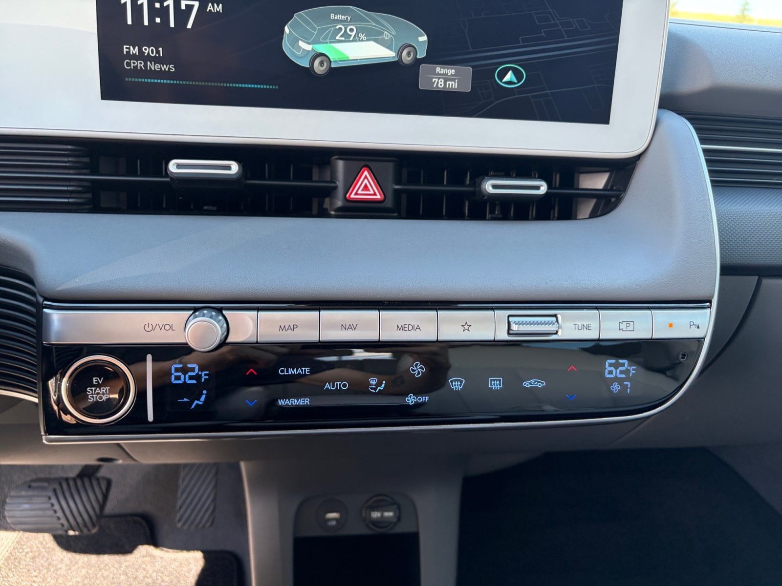 2024 Hyundai IONIQ 5 Limited - Photo 30