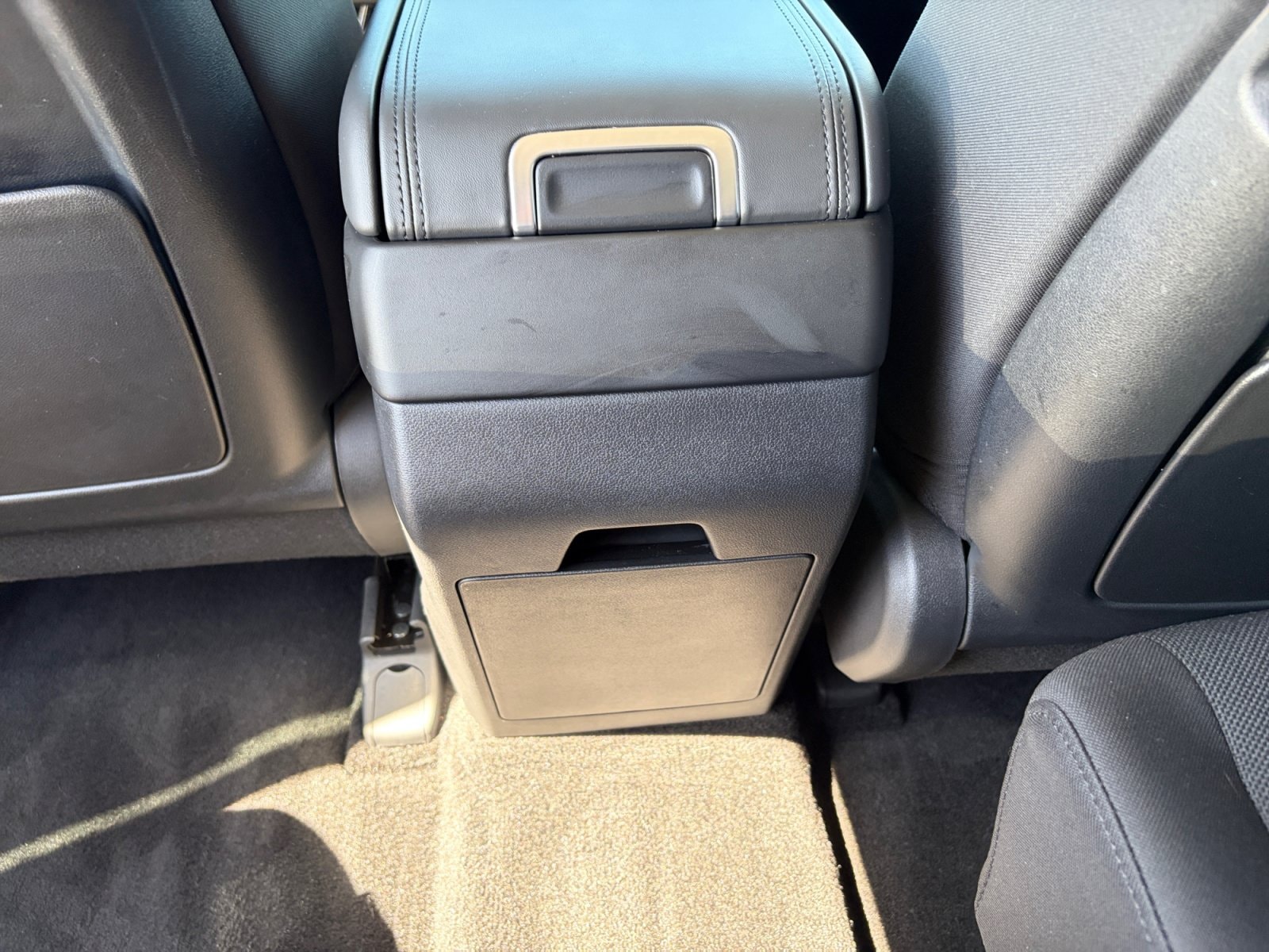 2025 Hyundai Santa Fe SE - Photo 31