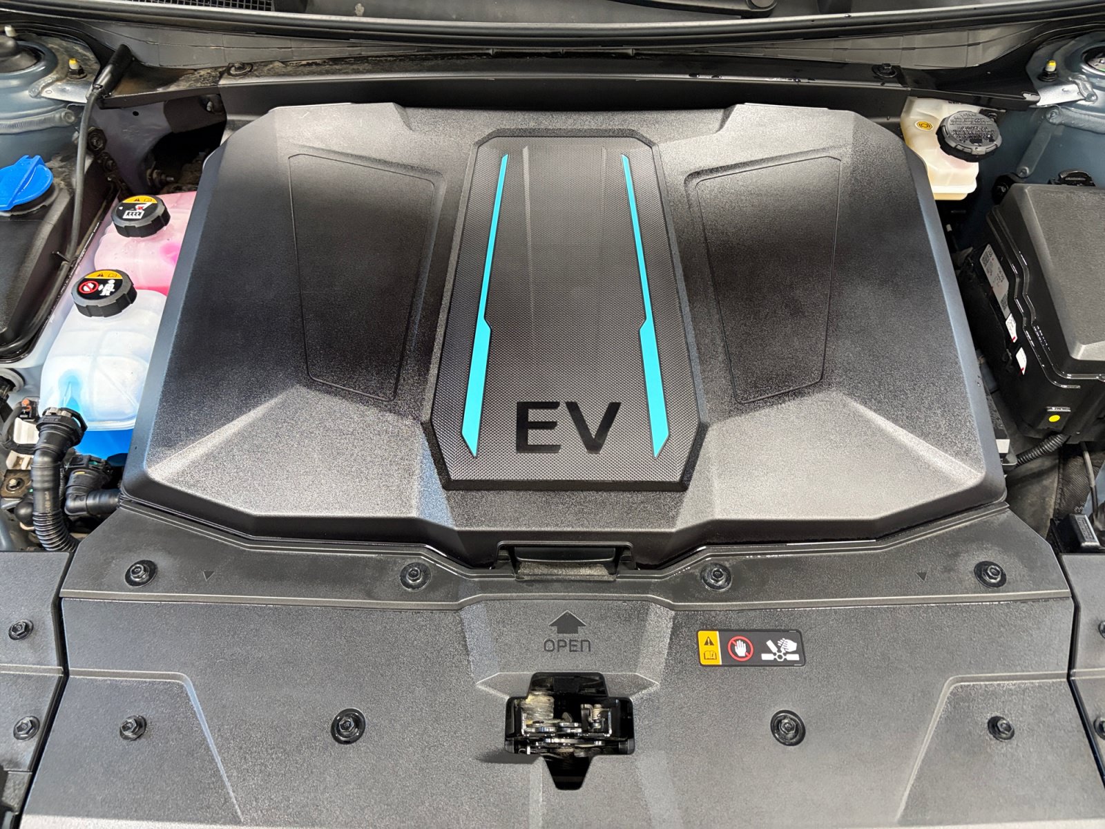 2024 Hyundai IONIQ 5 SEL - Photo 22