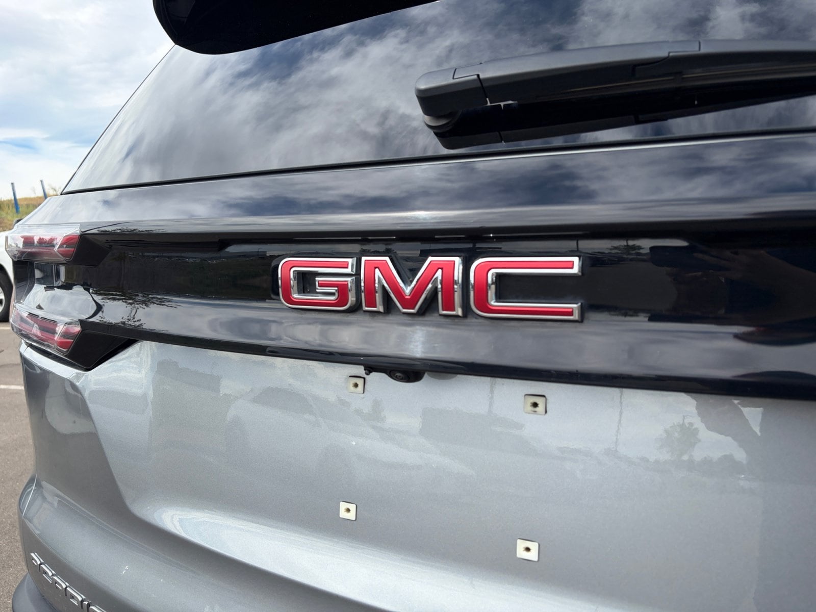 2024 GMC Acadia AT4 - Photo 23