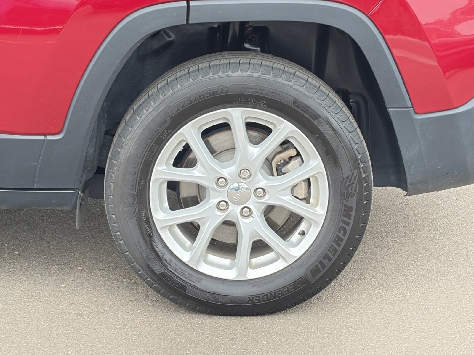 2017 Jeep Cherokee Latitude - Photo 25