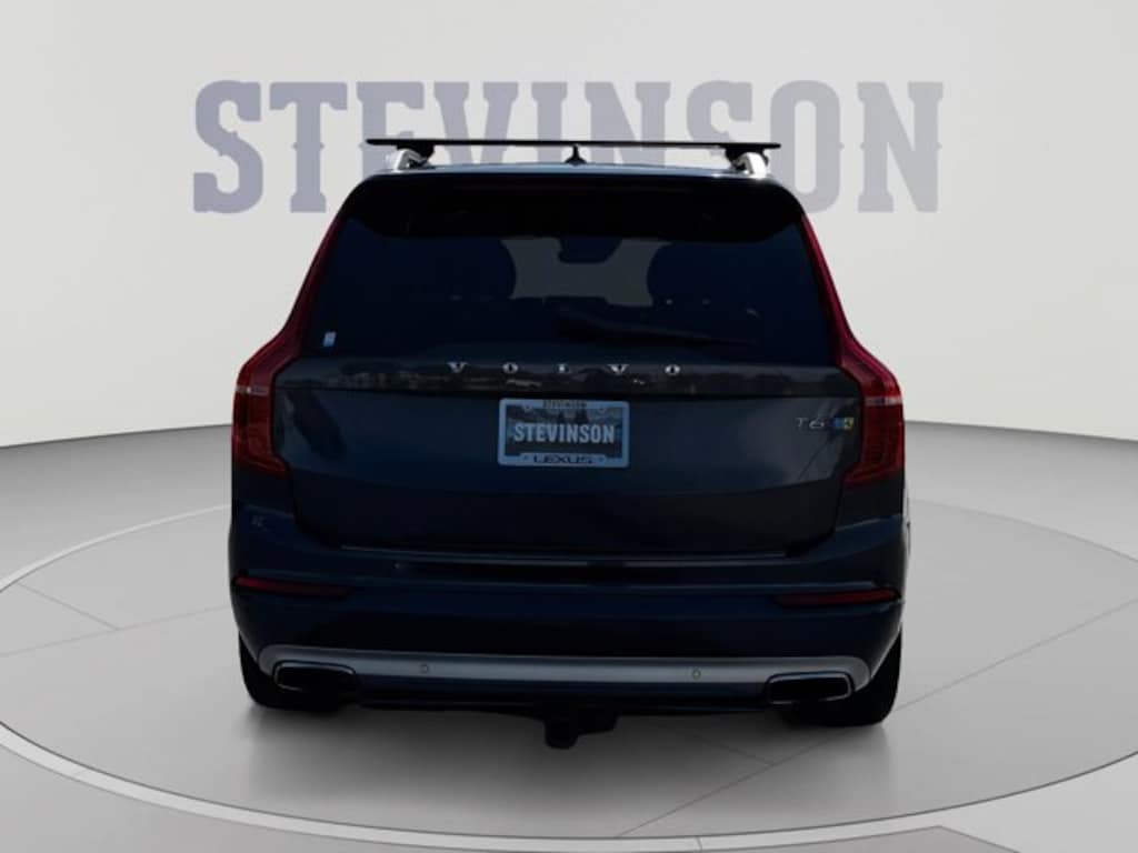 Used 2017 Volvo XC90 T6 AWD Momentum SUV