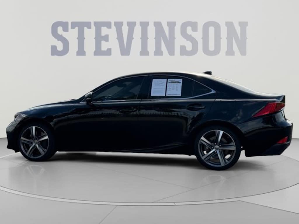 Used 2017 Lexus IS 300 Sedan