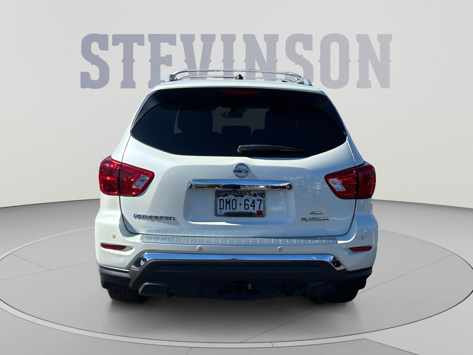 Used 2017 Nissan Pathfinder Platinum SUV