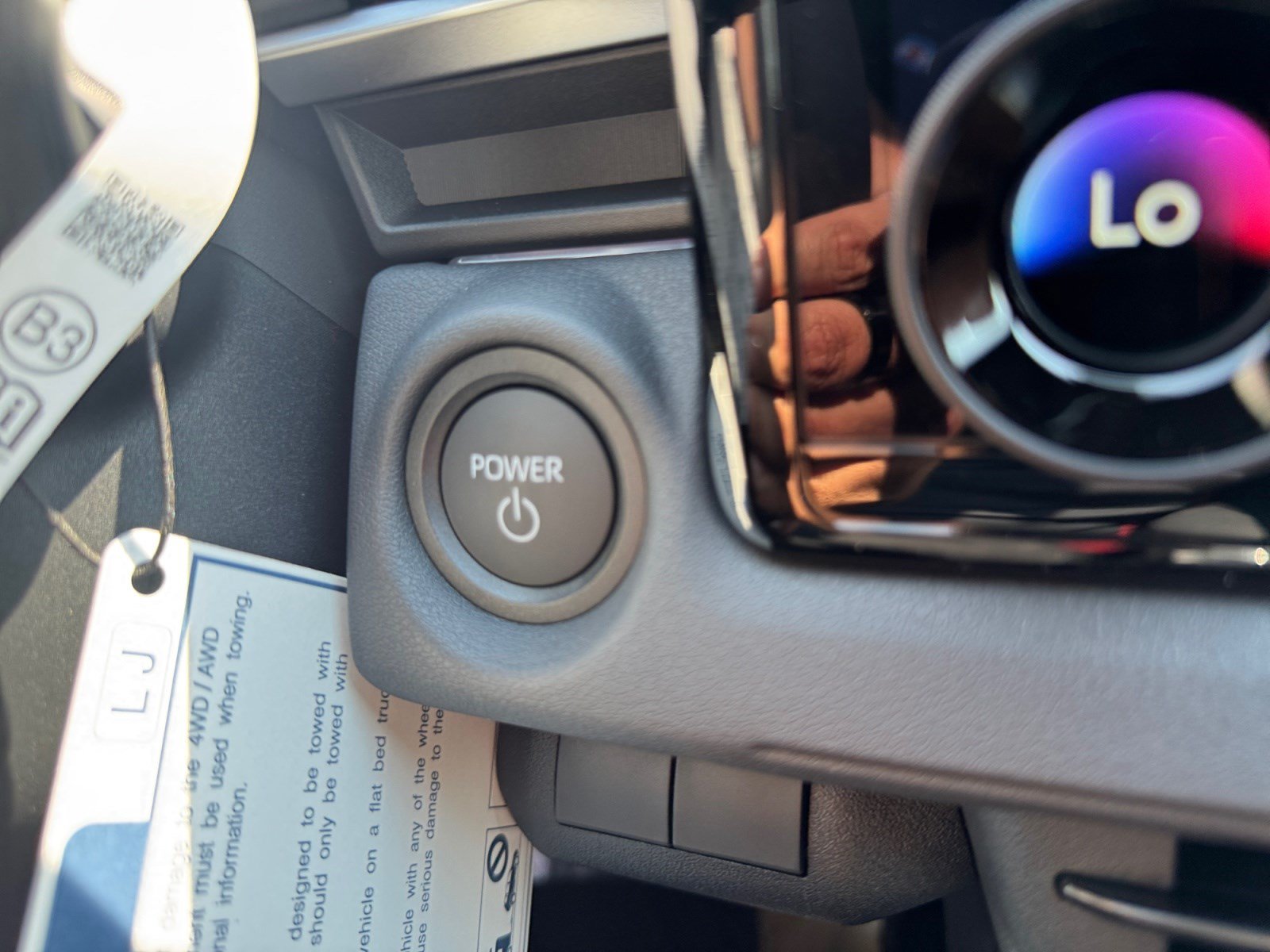 2026 Toyota C-HR SE - Photo 30