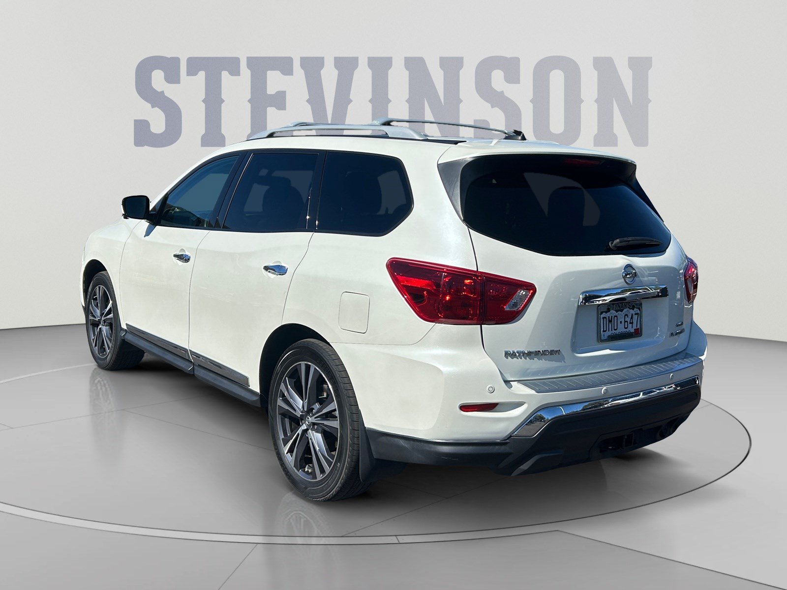 Used 2017 Nissan Pathfinder Platinum SUV