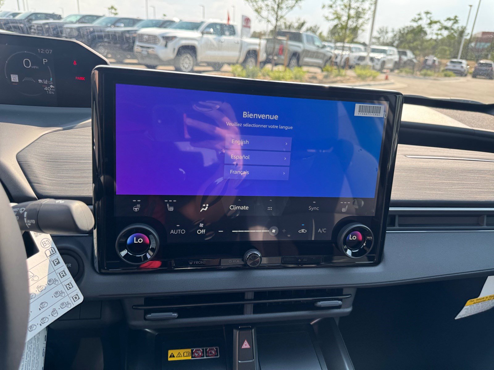 2026 Toyota C-HR SE - Photo 28