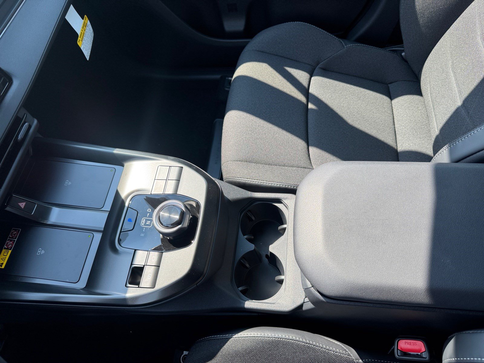 2026 Toyota C-HR SE - Photo 15