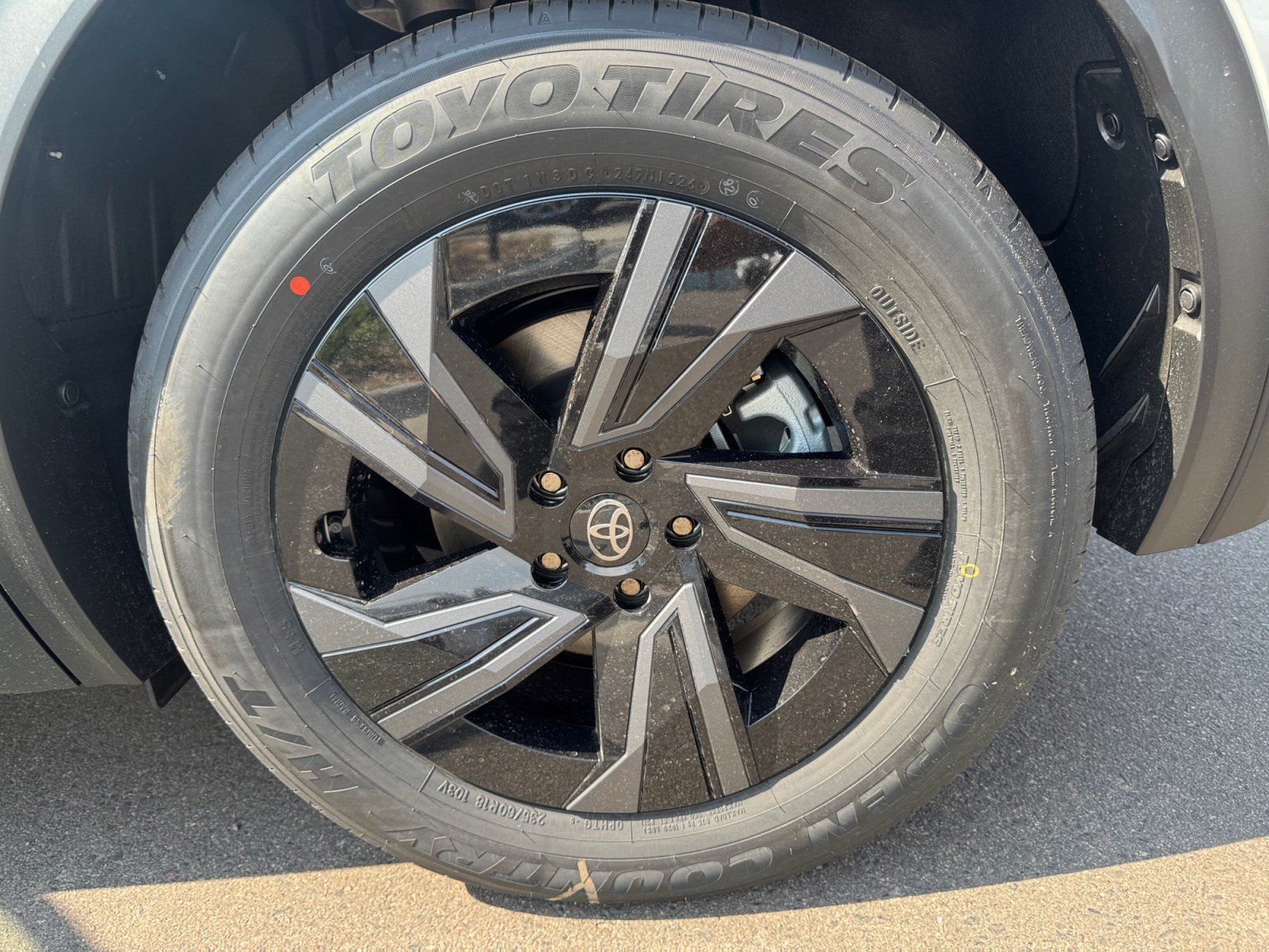 2026 Toyota C-HR SE - Photo 26