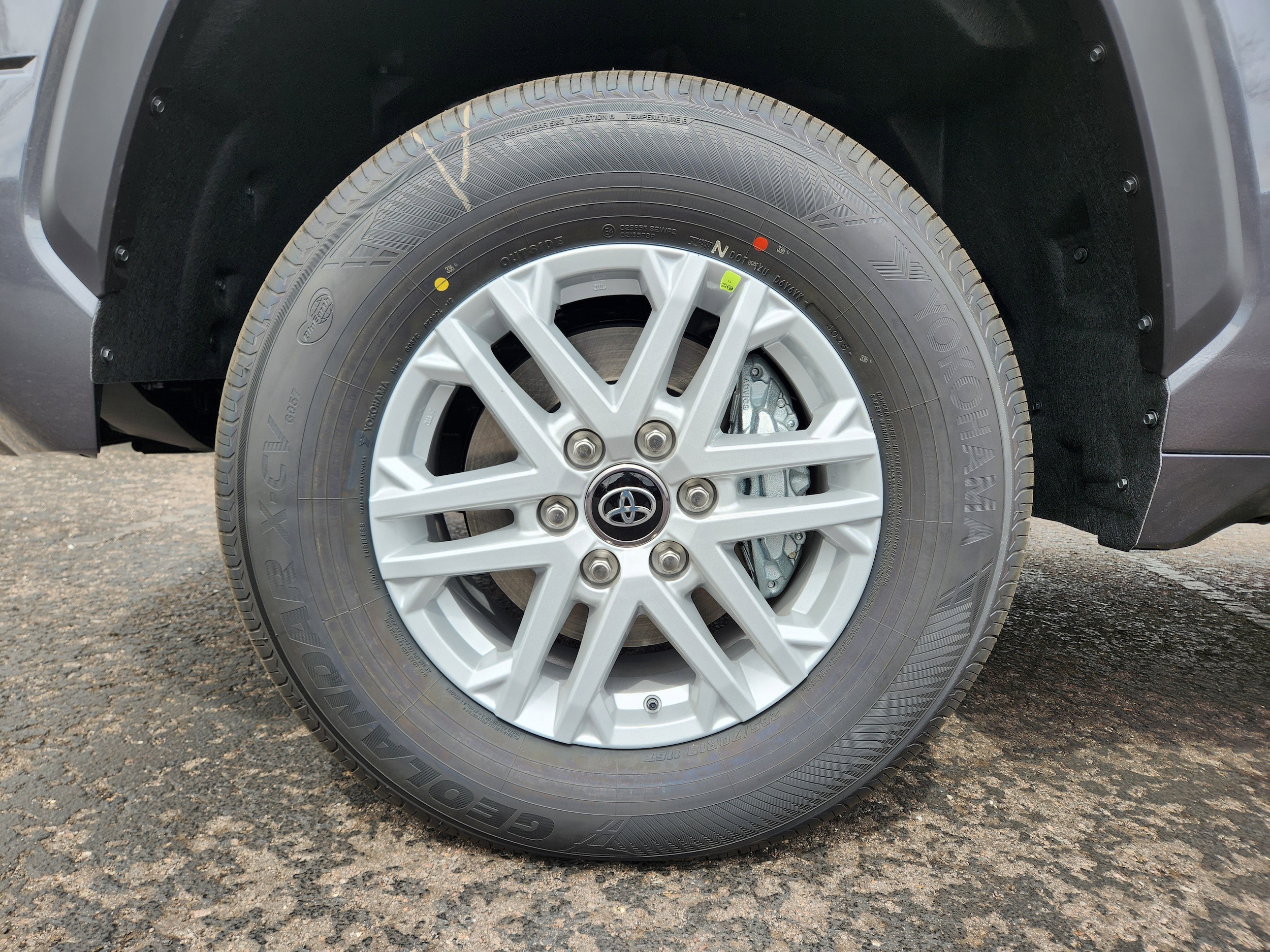 2026 Toyota Tundra SR5 - Photo 15