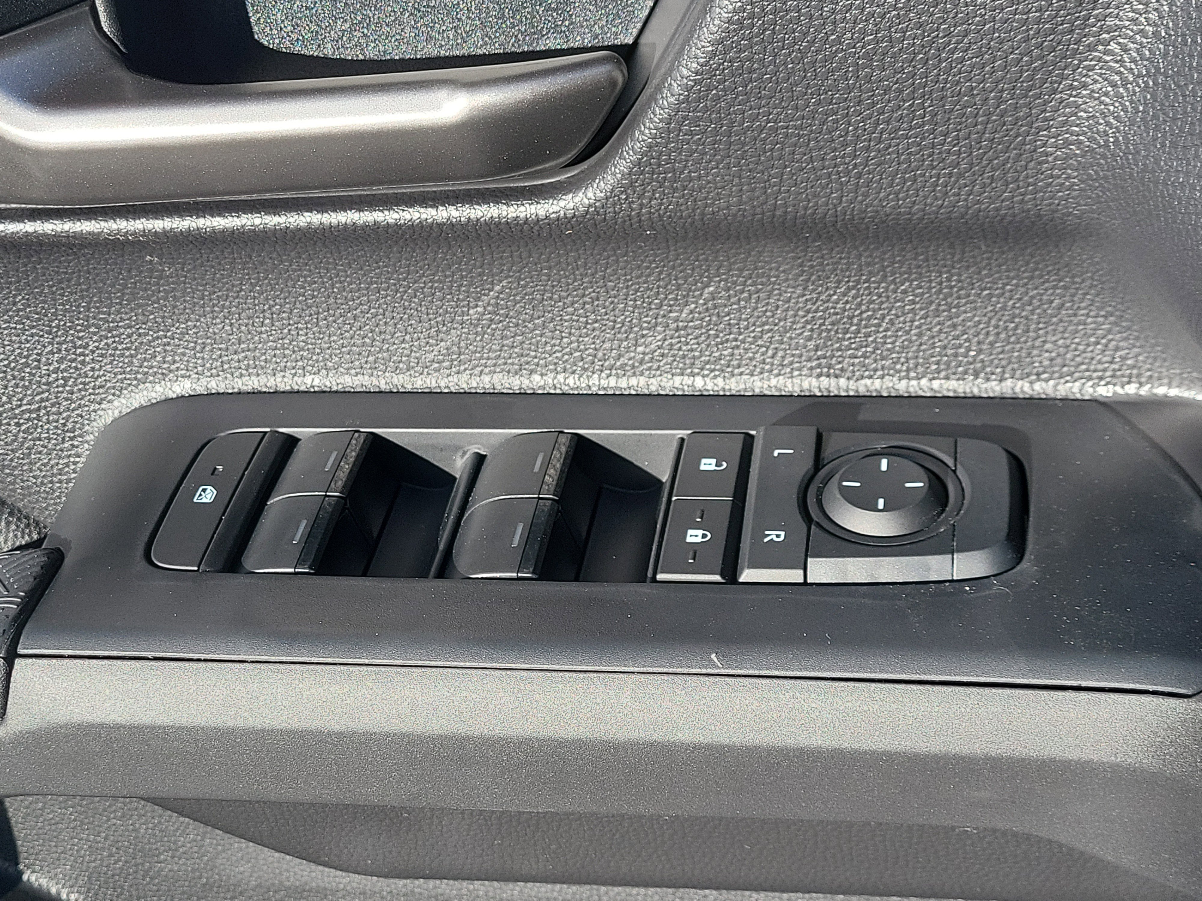 2026 Toyota Tacoma TRD Off Road - Photo 19
