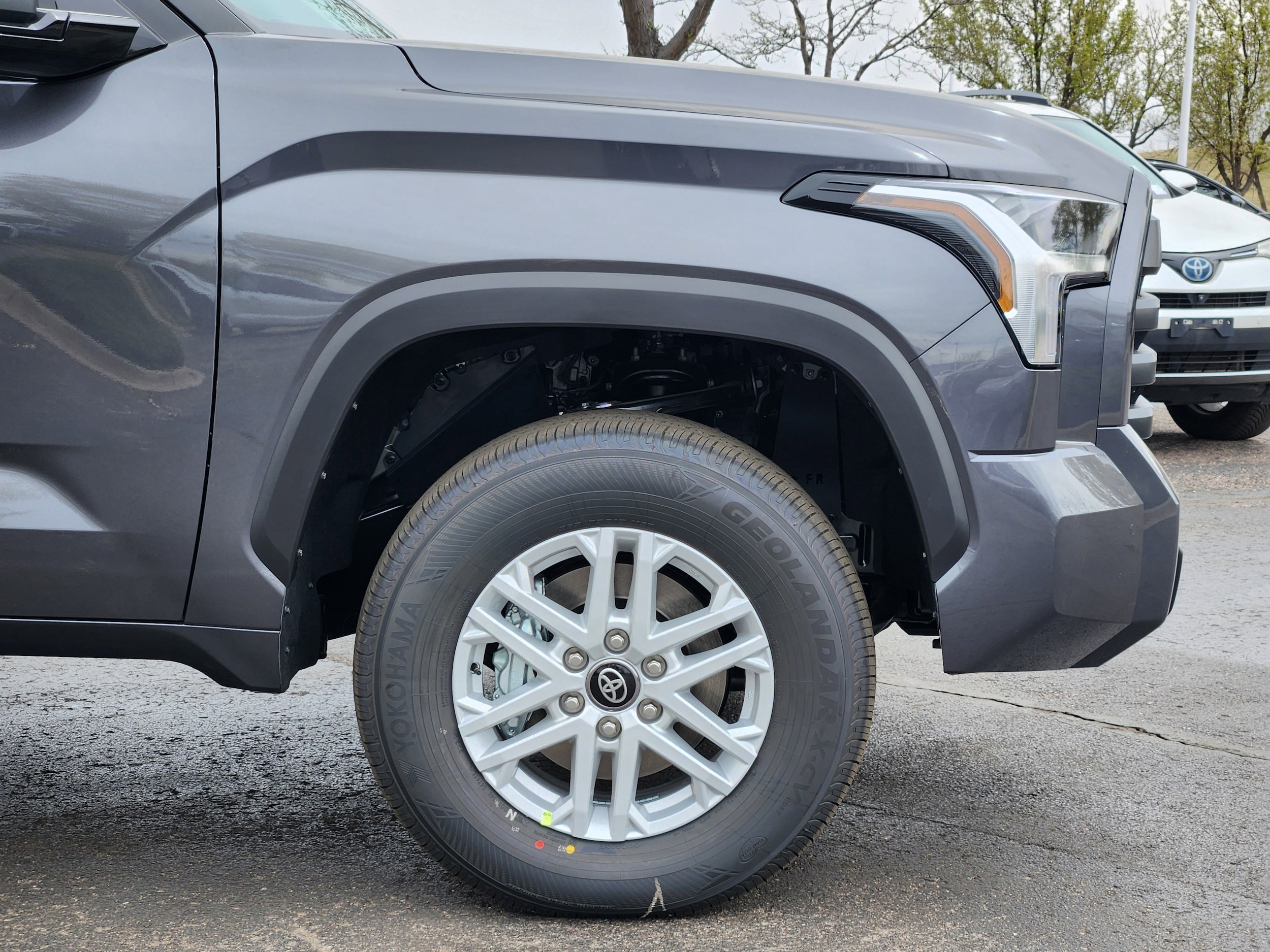 2026 Toyota Tundra SR5 - Photo 8