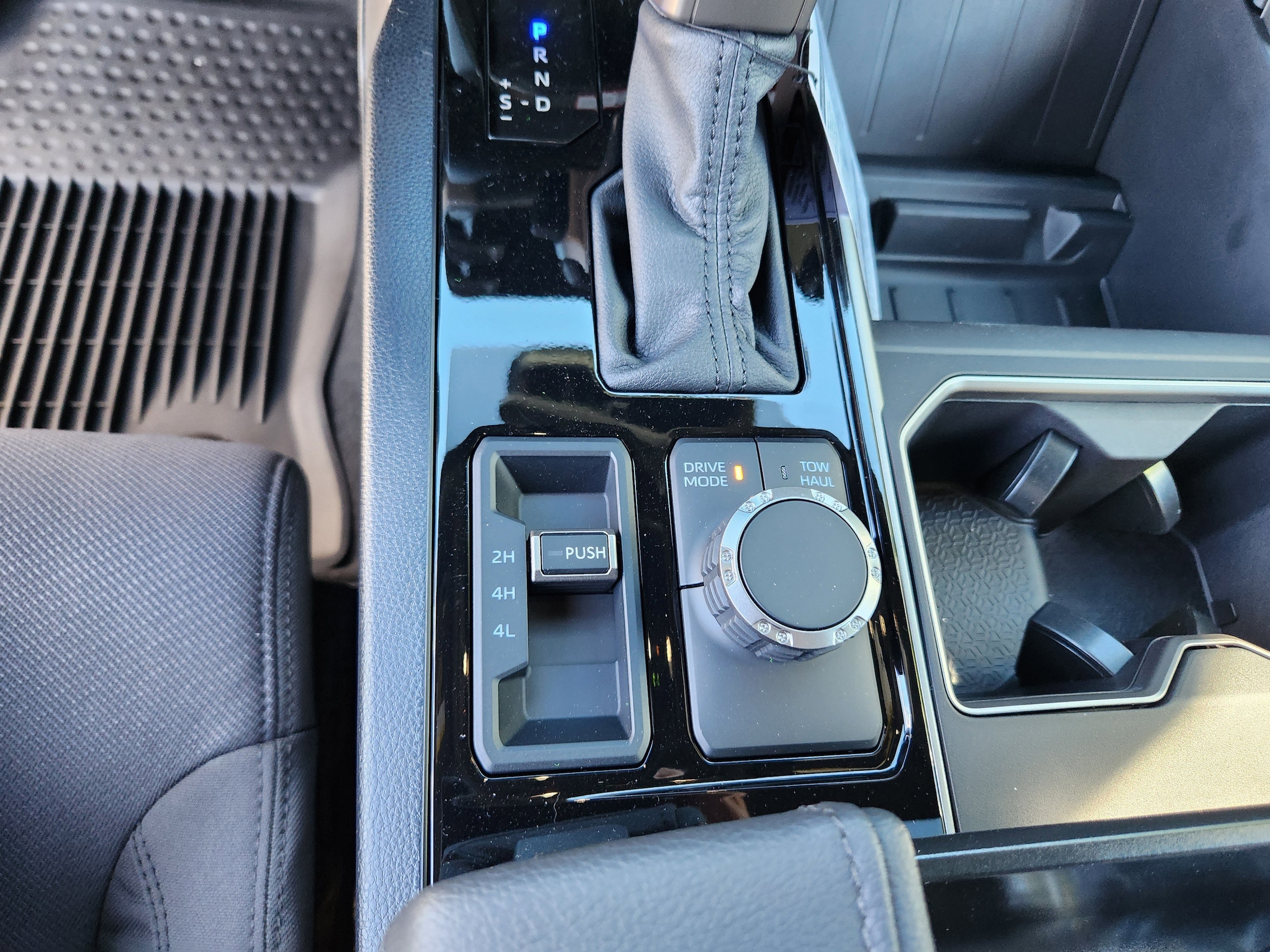 2026 Toyota Tundra SR5 - Photo 30