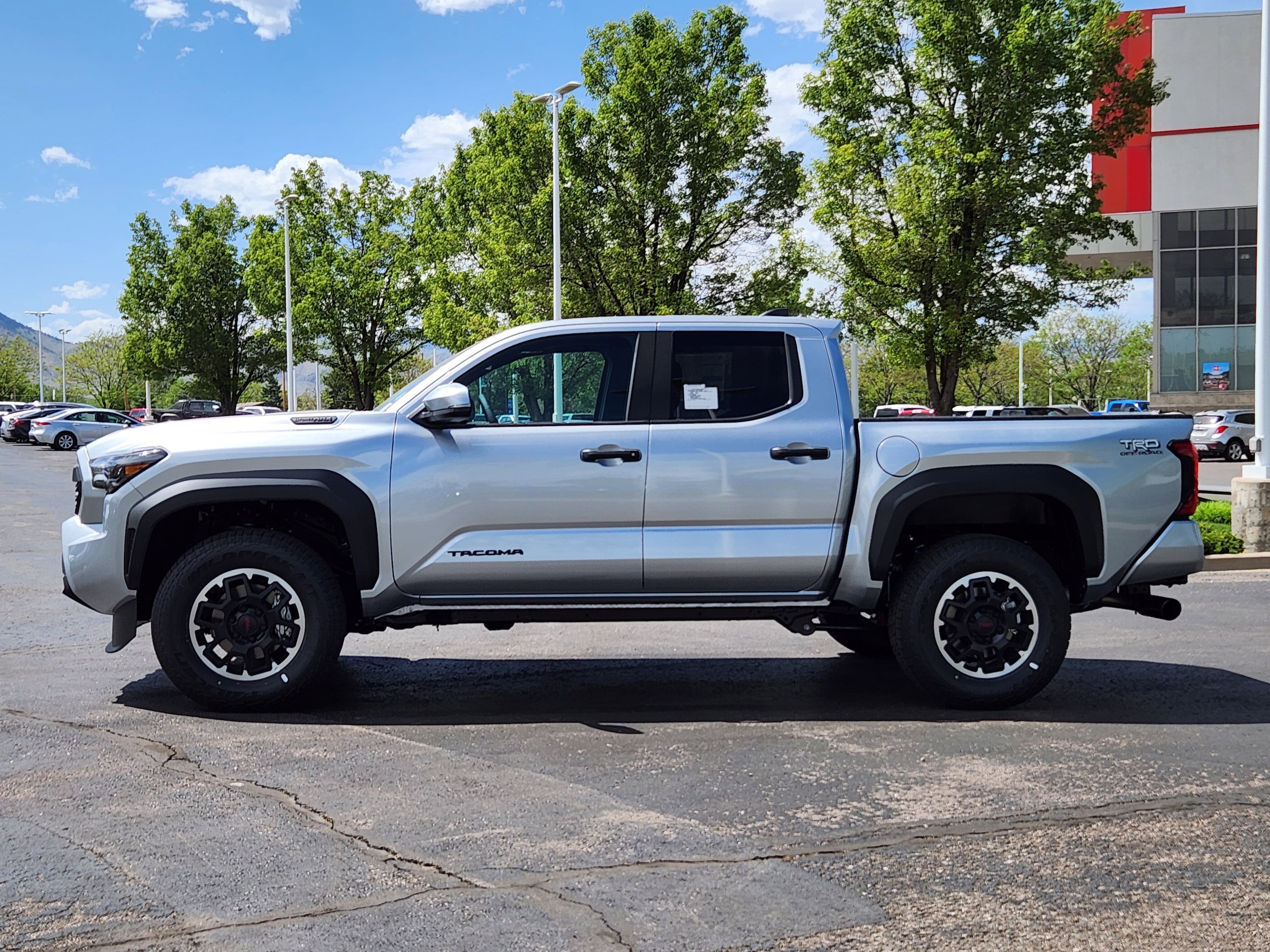 2026 Toyota Tacoma TRD Off Road - Photo 3