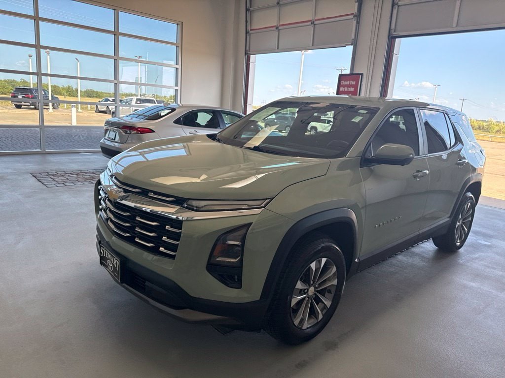 Used 2025 Chevrolet Equinox LT SUV