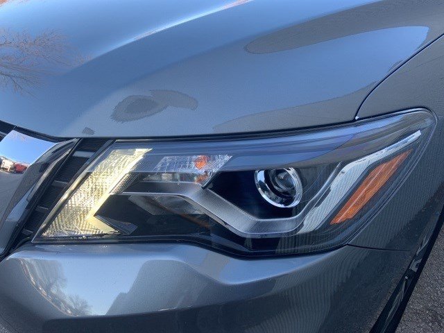 Used 2019 Nissan Pathfinder SV SUV