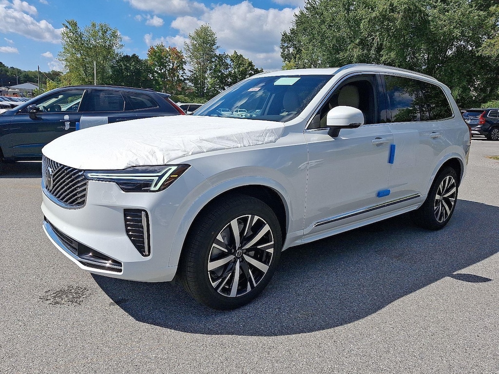 Certified 2026 Volvo XC90 B6 Core SUV