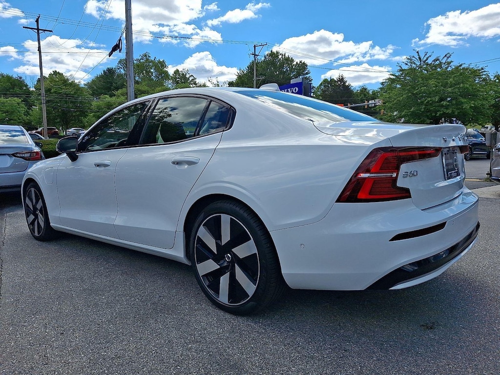 Certified 2024 Volvo S60 Recharge Plug-In Hybrid Plus Dark Theme Sedan