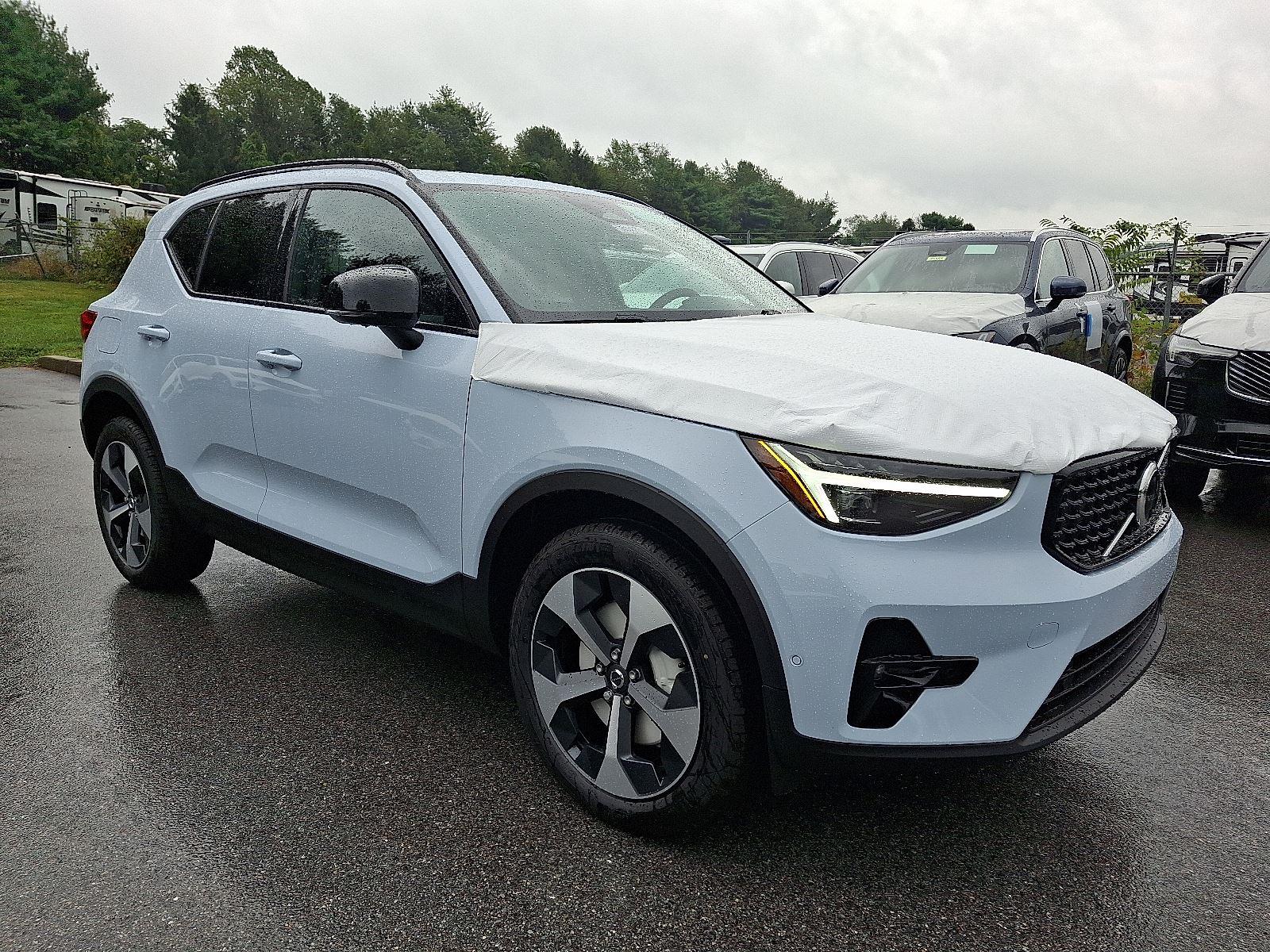 2026 Volvo XC40