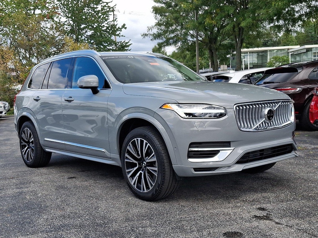 Certified 2025 Volvo XC90 Plug-In Hybrid Plus SUV