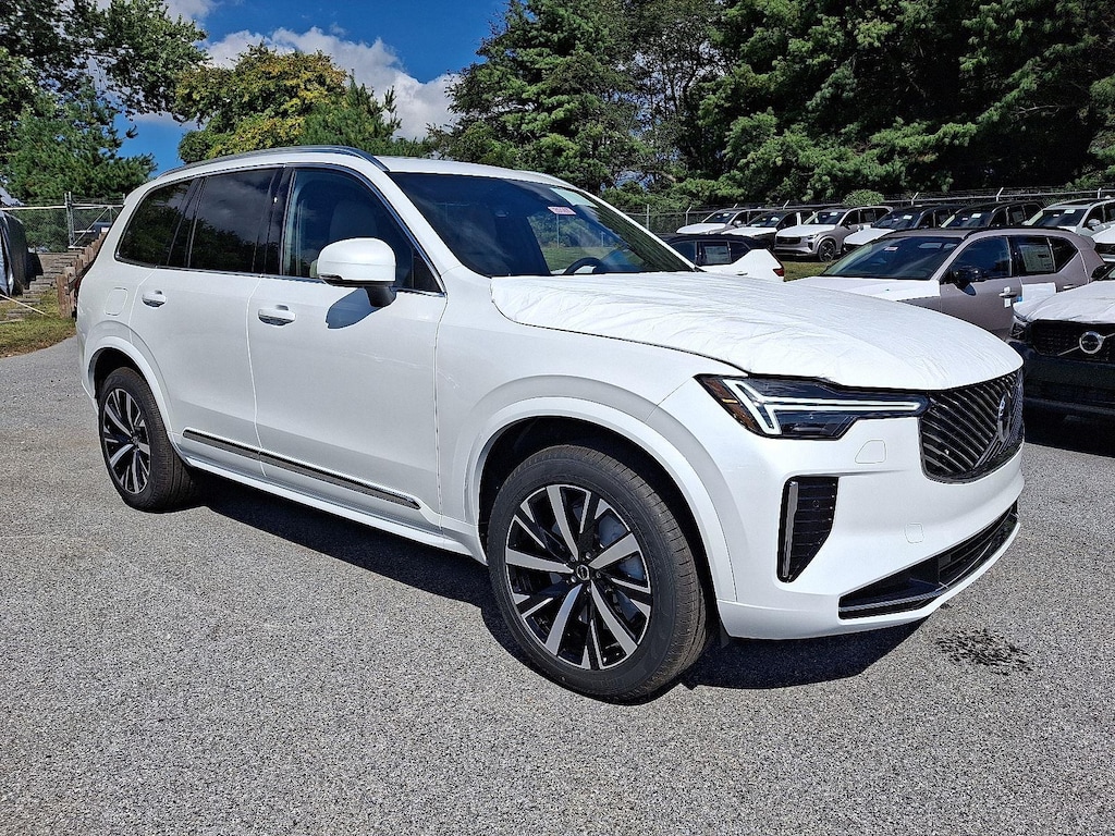 Certified 2026 Volvo XC90 B6 Core SUV