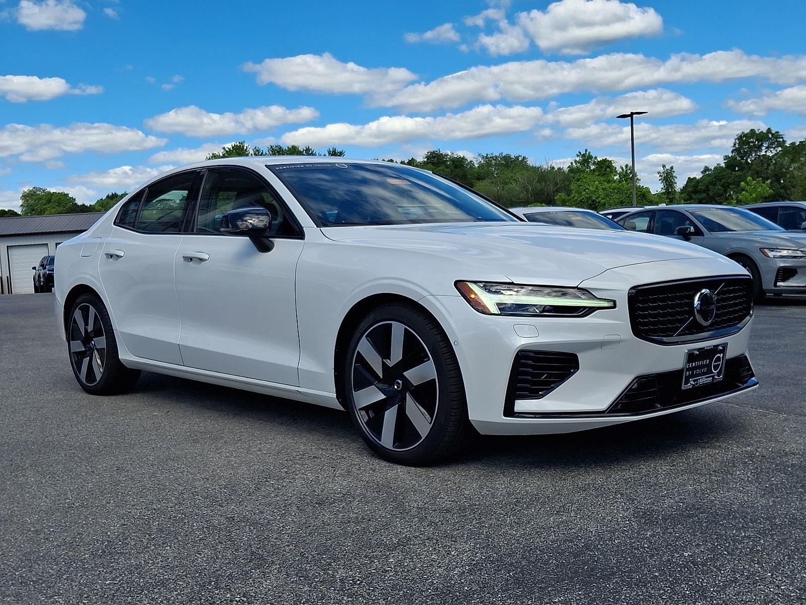 2024 Volvo S60 Recharge Plug-In Hybrid