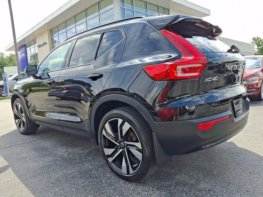 Certified 2023 Volvo XC40 Plus Dark Theme SUV