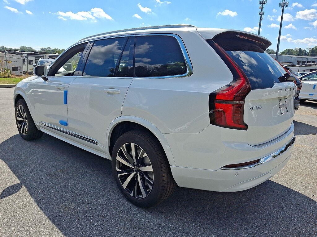 Certified 2026 Volvo XC90 B6 Core SUV