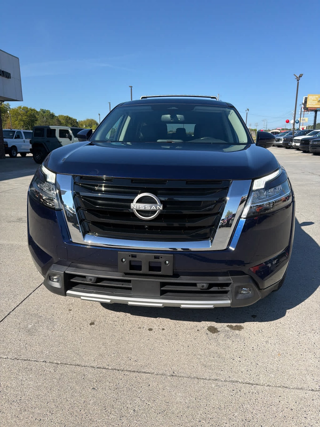 Used 2022 Nissan Pathfinder SL SUV